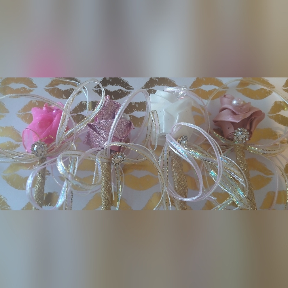♡✨️🌹SET OF (4) MAGICAL ETERNAL ROSES🌹✨️♡